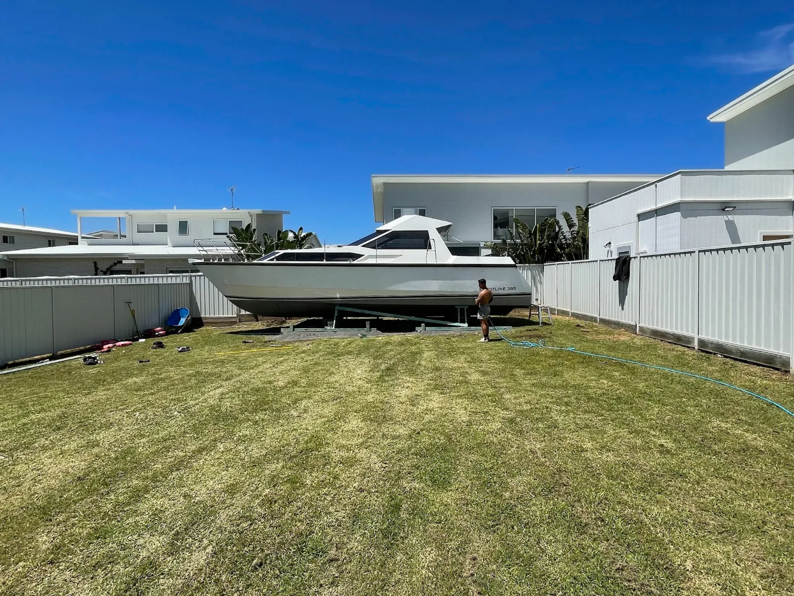 Hull settled on its new block — day one on land