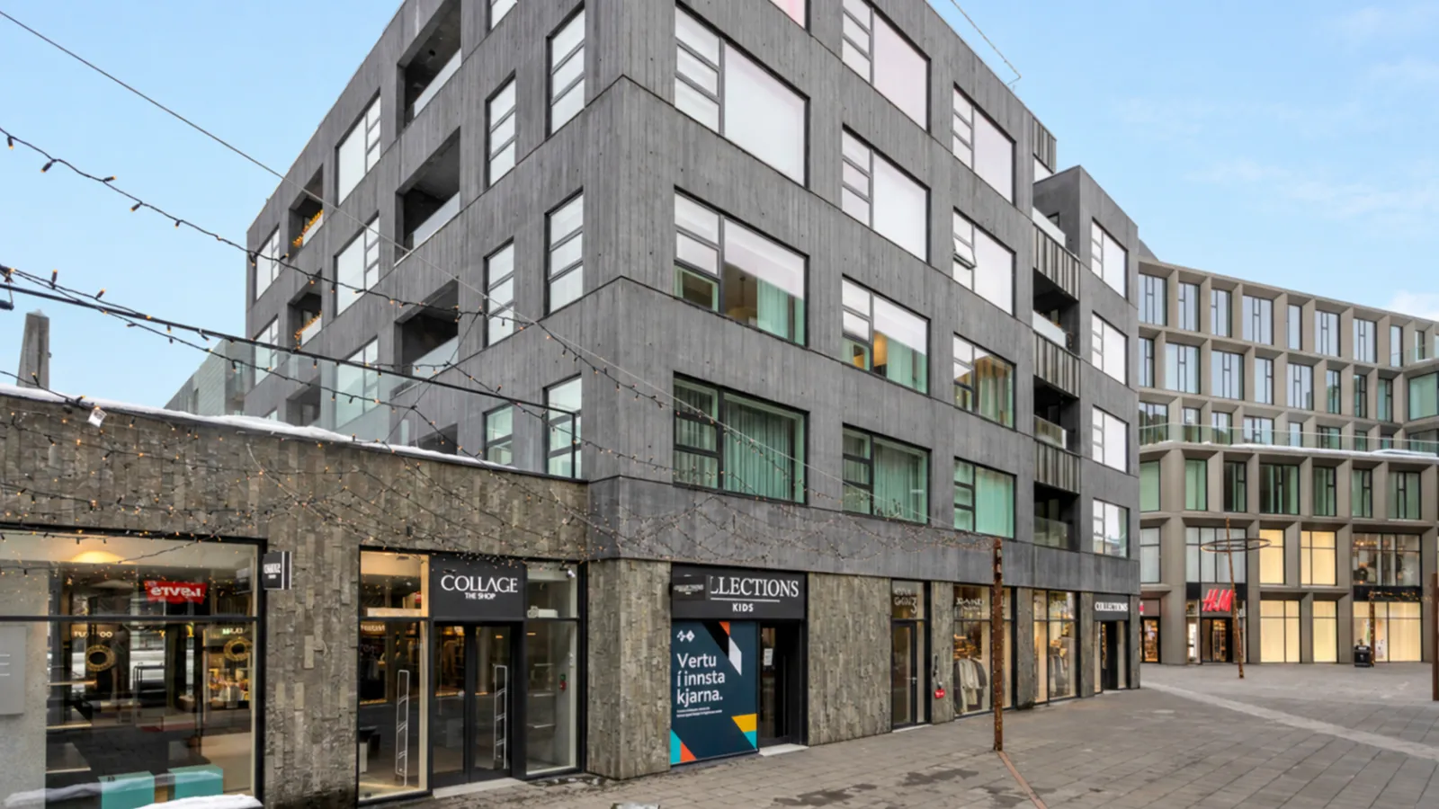 Reykjavík (Miðbær) Fjölbýlishús — mynd 1