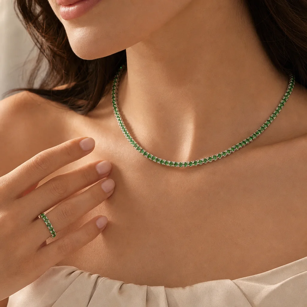 Conjunto Riviera Verde — Colar e Anel em modelo — imagem ilustrativa criada com IA