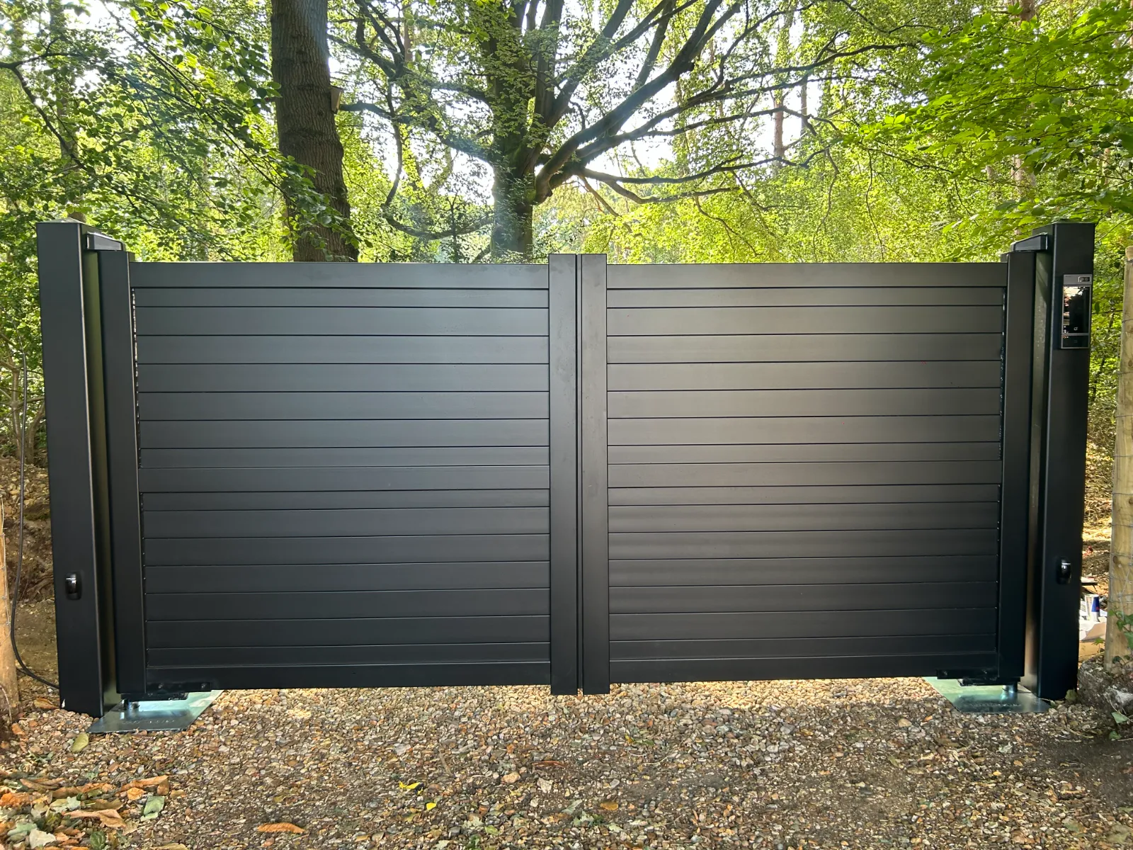 Double swing gates / woodland driveway